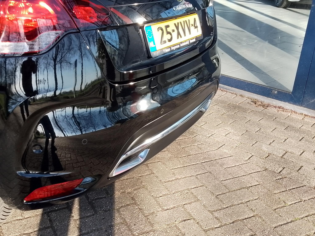43994853-8.jpg