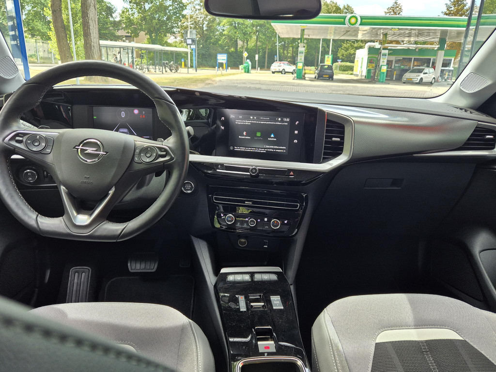 44910890-25.jpg