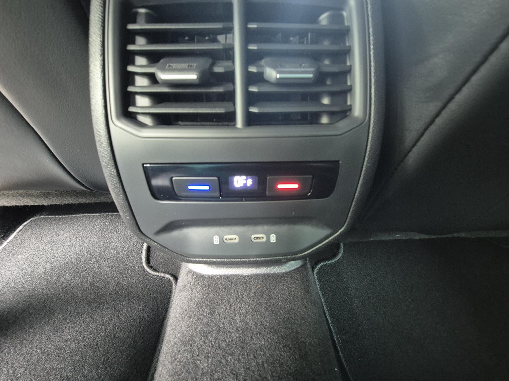 45690933-27.jpg