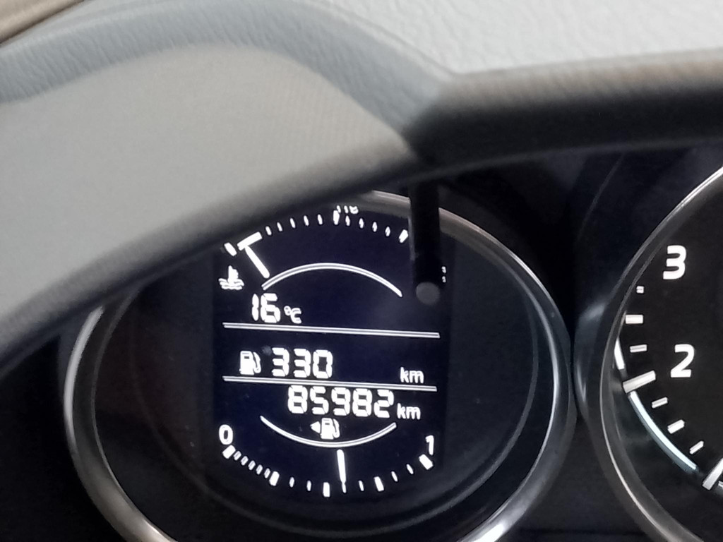 46176848-13.jpg