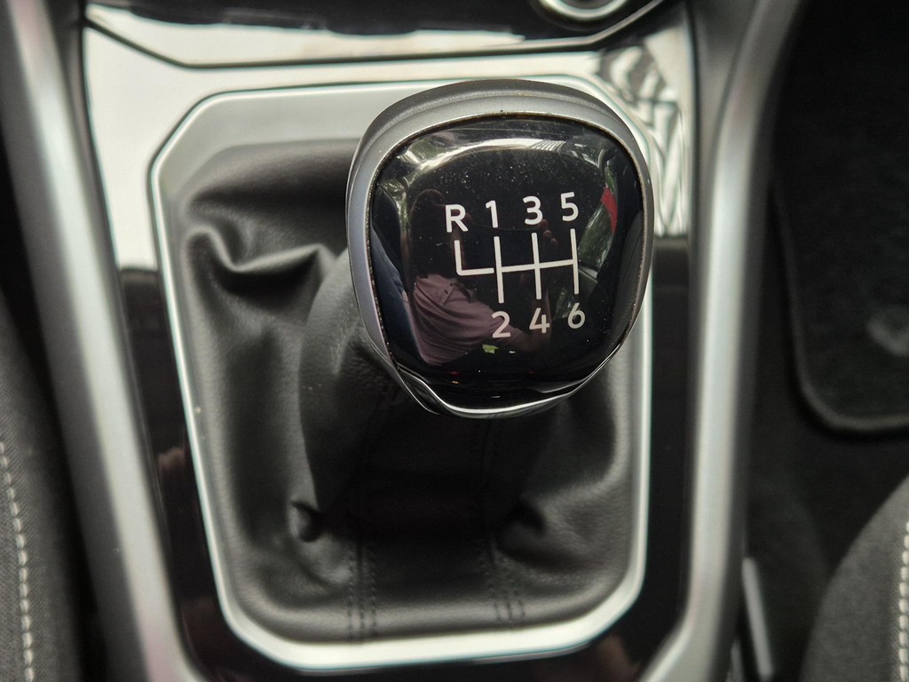 47284048-26.jpg