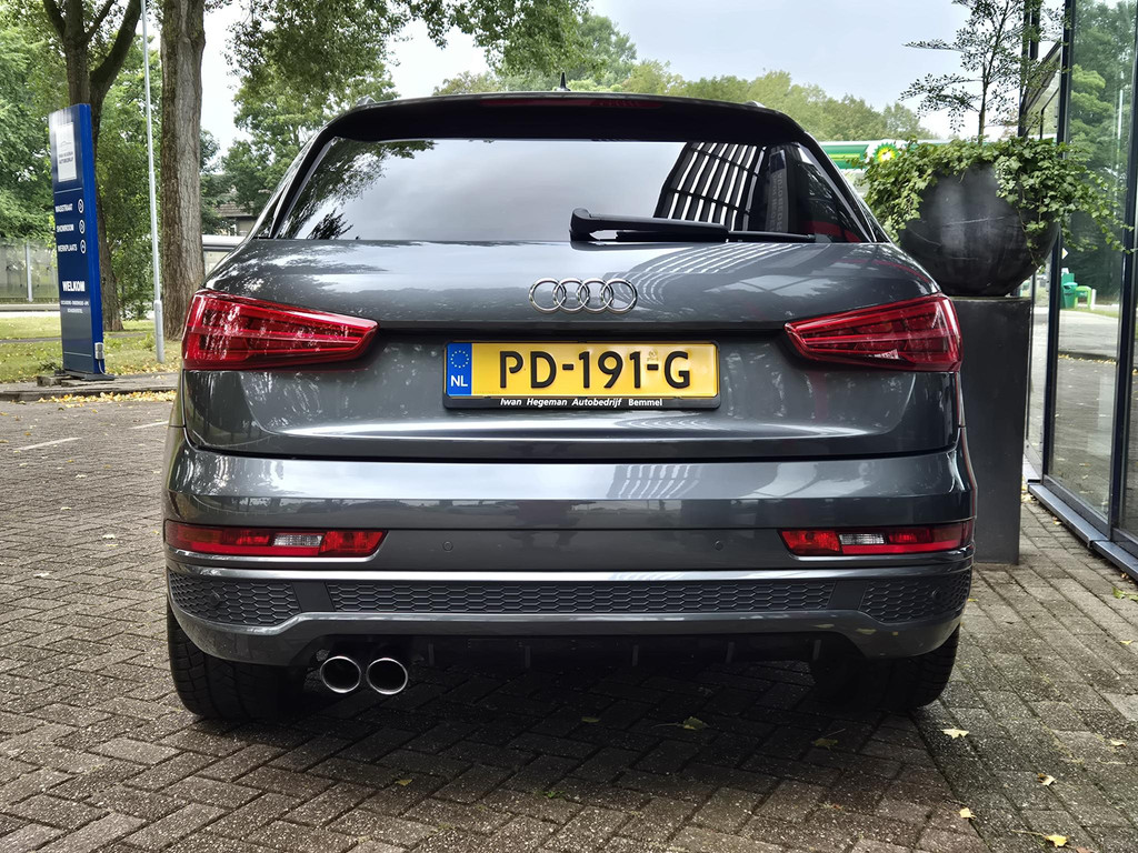 47461052-4.jpg