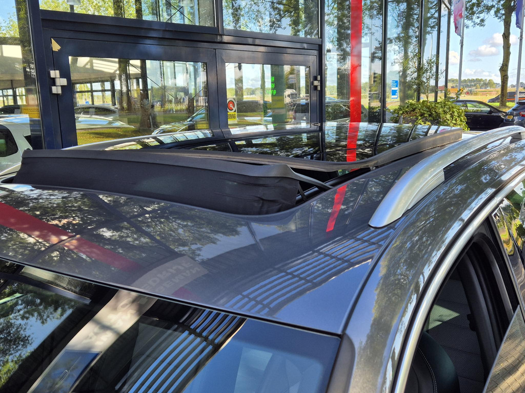 47784719-10.jpg