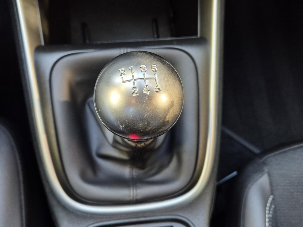 48145884-25.jpg