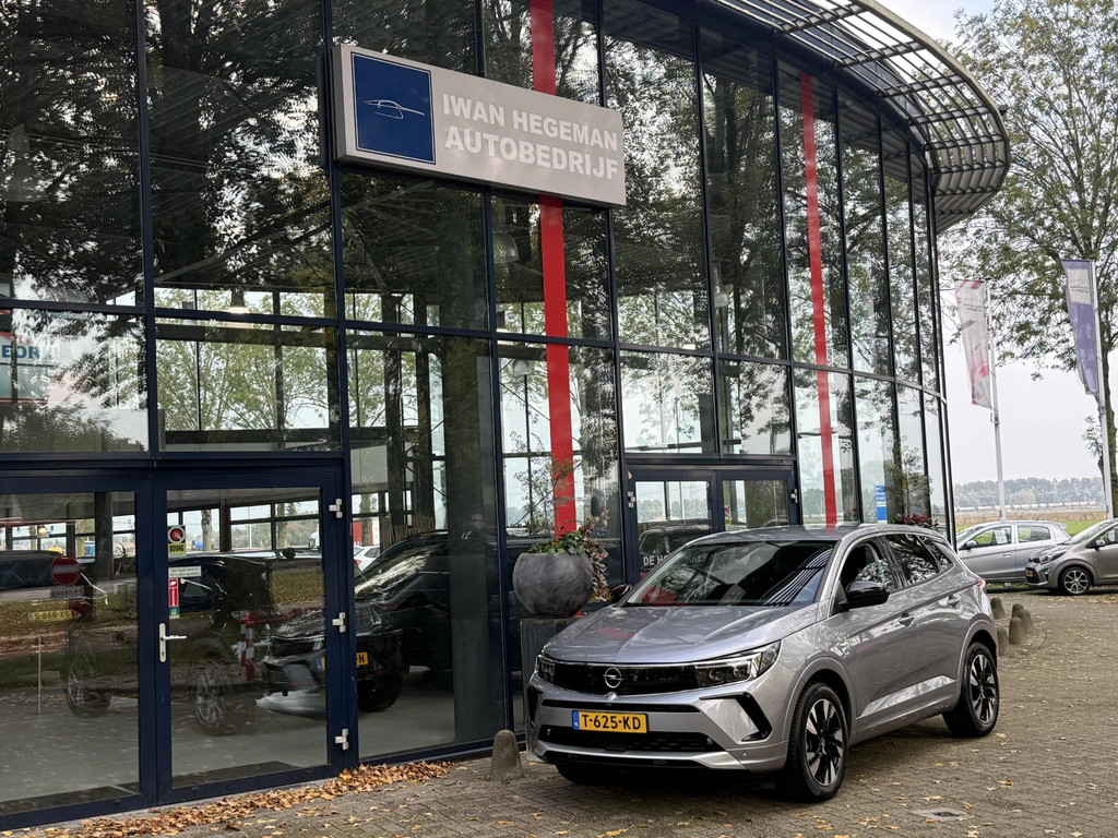 57471498-2.jpg